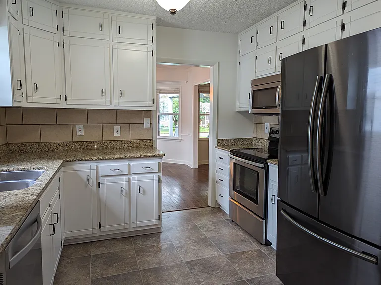 2615 Alabama St SW — Photo 5