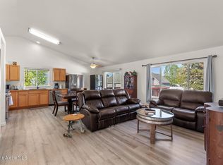8178 N Coolin Dr, Hayden Lake, ID 83835