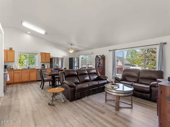 8178 N Coolin Dr, Hayden Lake, ID 83835