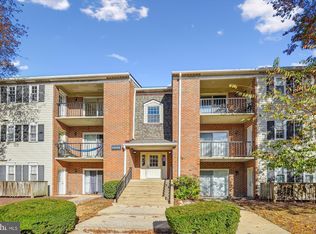 18308 Streamside Dr APT 301, Gaithersburg, MD 20879