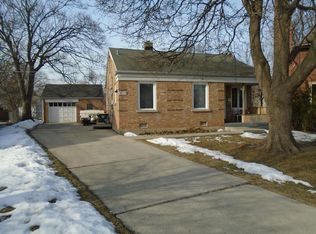 6952 W Monroe Ct, Niles, IL