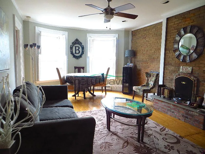 13 Concord Sq #3