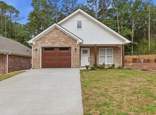 13503 Teton Dr, Little Rock, AR 72211