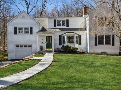 41 Sunnywood Dr, Westfield, NJ, 07090