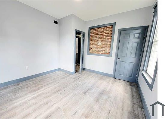 4th image of 36 Mapes Ave Floor 2