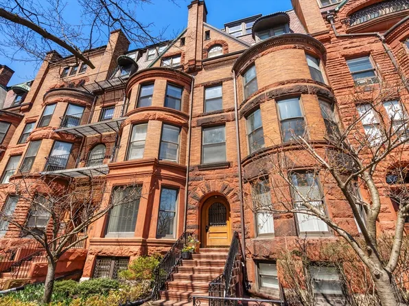 19 Bay State Rd APT 4, Boston, MA 02215