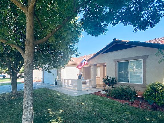 2nd image of 3727 E Vista Dr