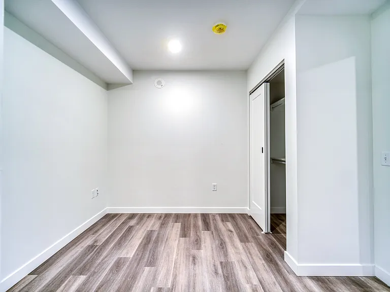 5415 Cogswell St — Photo 76