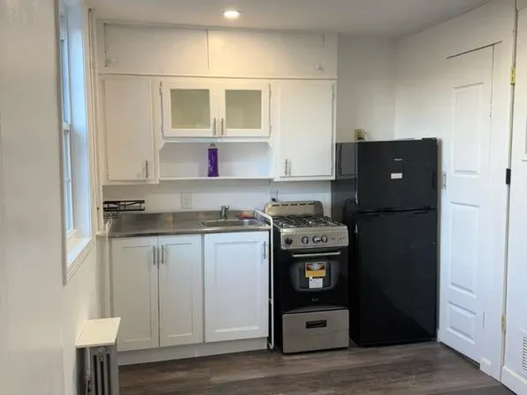 9005 Riverside Place image 2 of 9