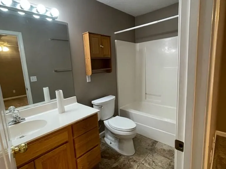 11029 Eagle Creek Ln — Photo 9