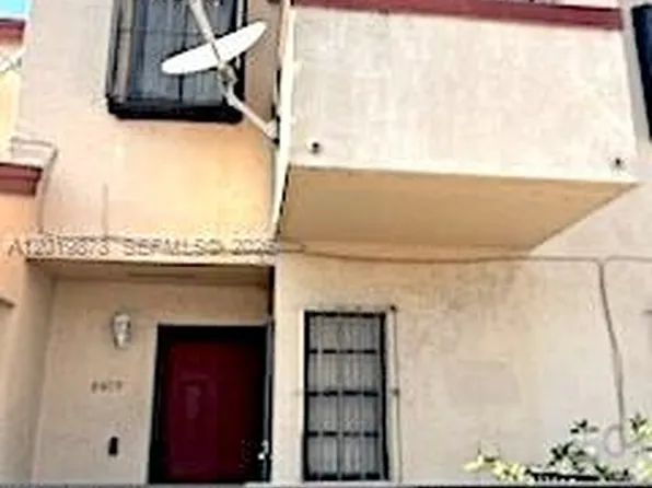 2407 W 52nd Pl #4-2, Hialeah, FL 33016