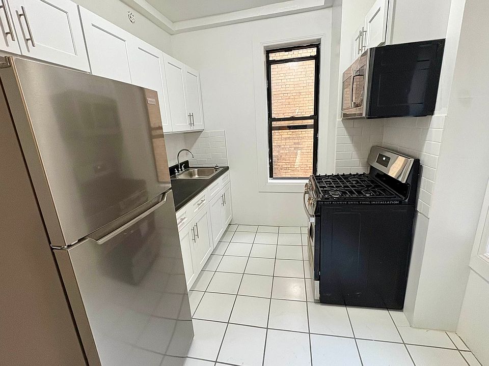 1st image of 943 Saint Nicholas Ave #5E
