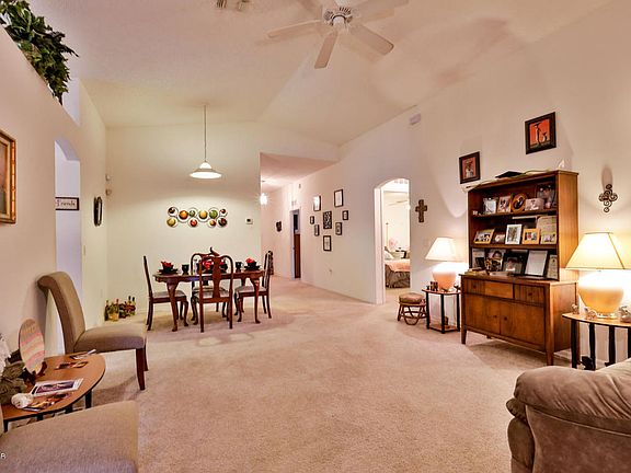 5th image of 221 Brasswood Ct