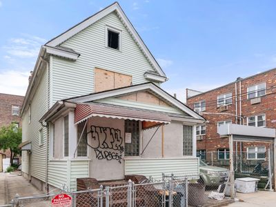 40-19 59th Street, Flushing, NY, 11377