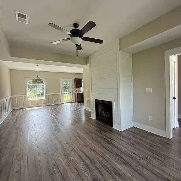 166 Crystal Ln — Photo 3