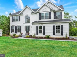 2963 Rexwood Dr, Glen Rock, PA 17327