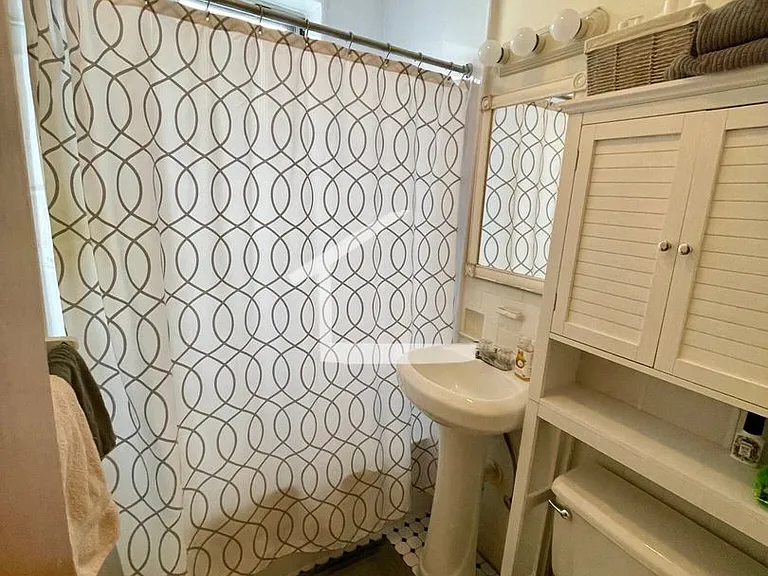 202 Chestnut Hill Ave #5 — Photo 5