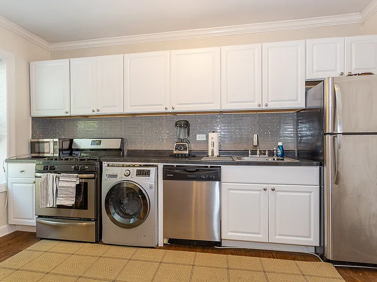 2151 N Fremont St #N2 — Photo 3