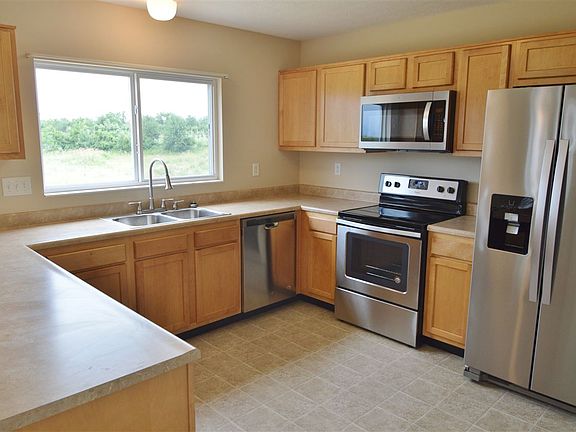 4th image of 308 University Dr