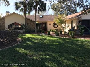 9048 Horizon Dr, Spring Hill, FL 34608