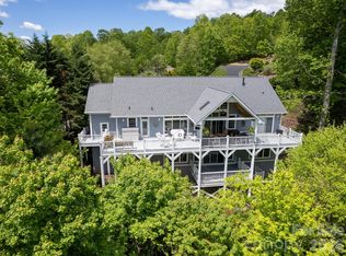 105 Spring Path, Laurel Park, NC 28739