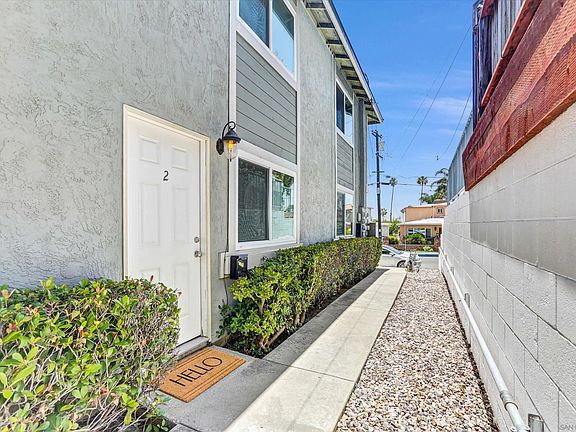 3rd image of 1964 Missouri St APT 2