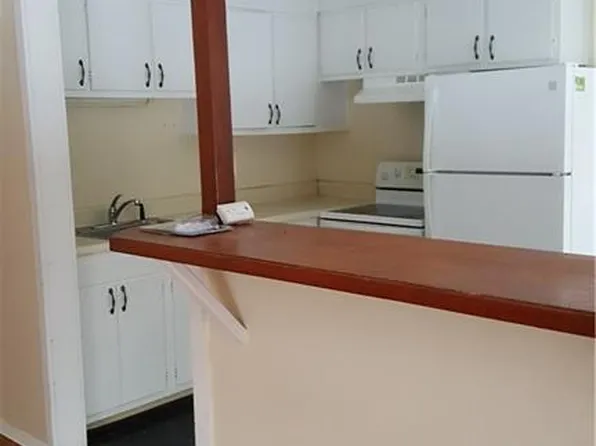 14 White Oak Condo #A, Mansfield, CT 06250