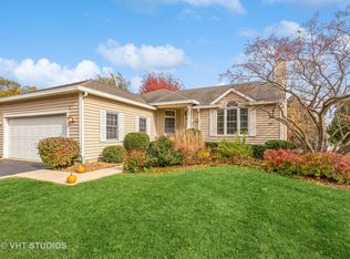 425 Sequoia Trl, Cary, IL 60013