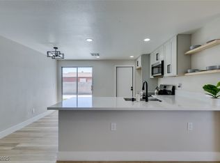3330 Rio Grande St, Las Vegas, NV 89115