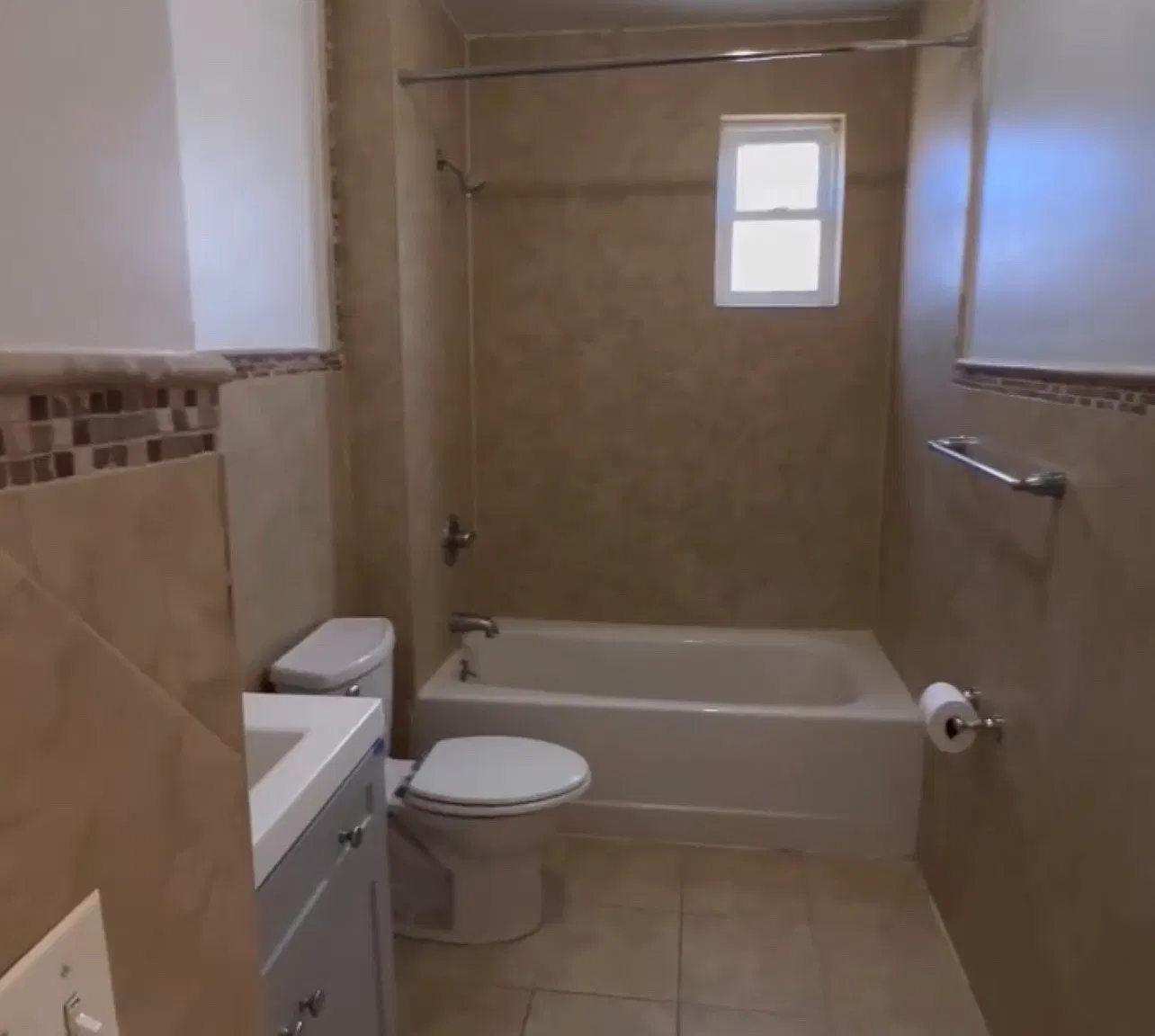 2 bed, 900 sqft, $2,600 — Photo 4
