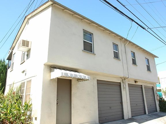2nd image of 3864 Riverton Ave