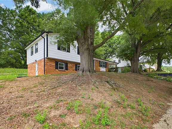 2nd image of 1320 Underwood Ave