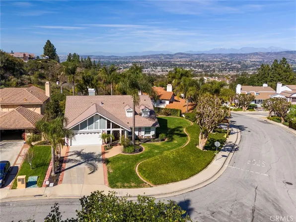639 S Scout Trl, Anaheim, CA 92807