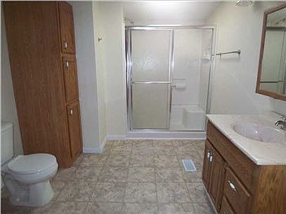 3rd image of 7328 Beech Ave