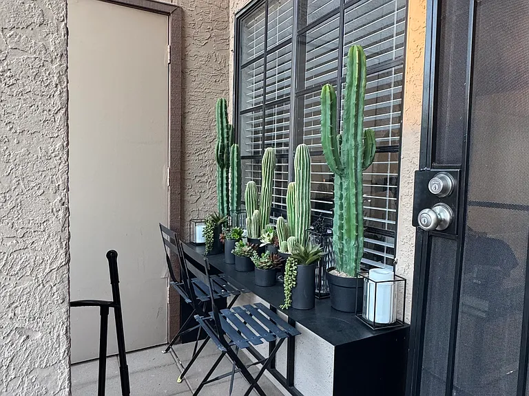 E Belleview Pl — Photo 59