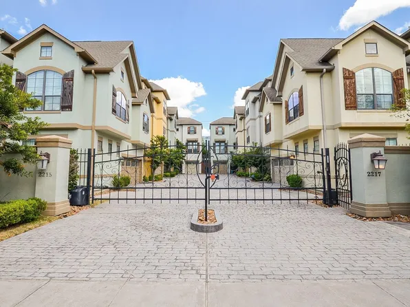 2217-D Nantucket Dr, Houston, TX 77057