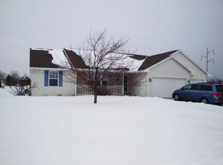 N9599 Clover Ridge Trl, APPLETON, WI 54915