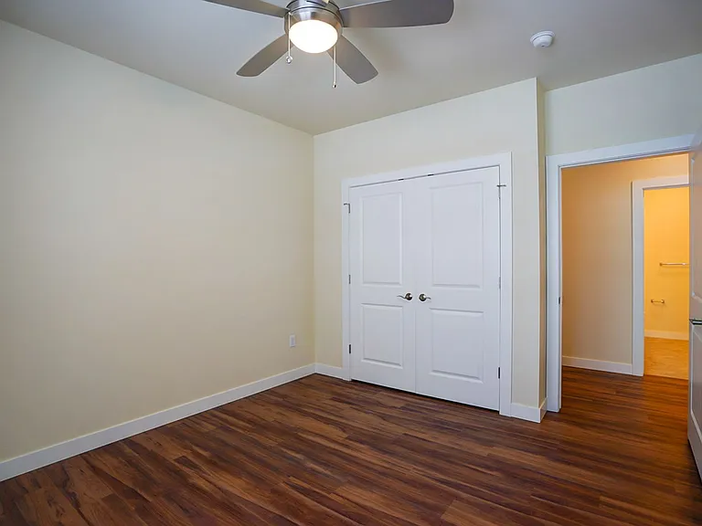 1270 Stonewood Xing — Photo 32