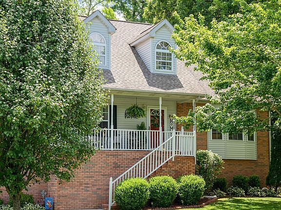 2nd image of 202 Louise Dr