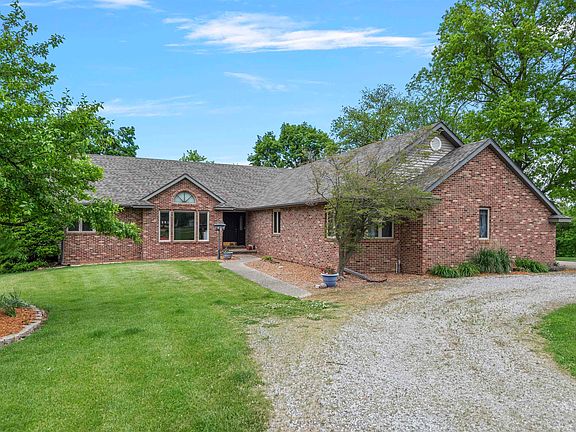 2nd image of 17269 Woodland Lakes Dr