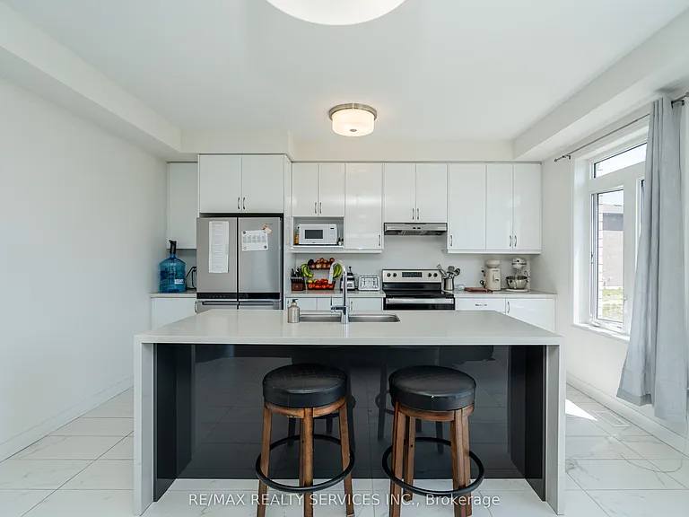 3700 Quayside Dr — Photo 27