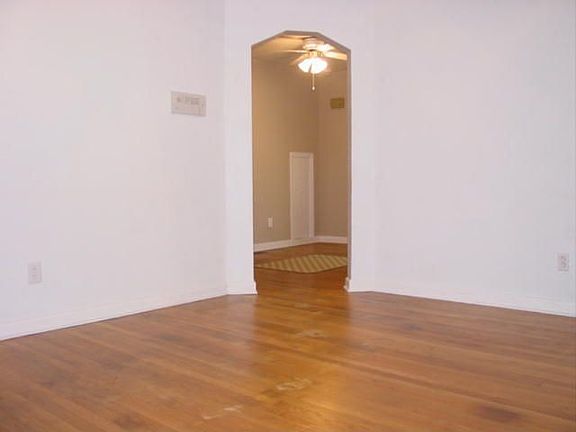 4th image of 816 Cambridge Ave