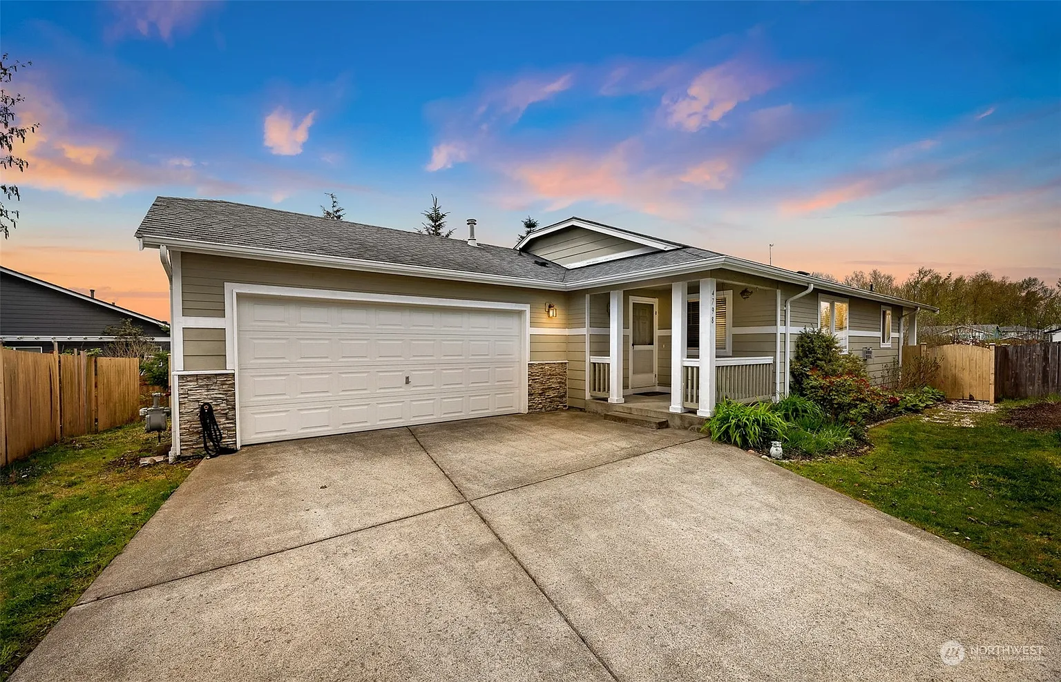 4798 Oyster Drive photo 1