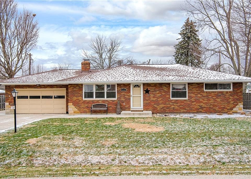 1st image of 204 Ann Dr