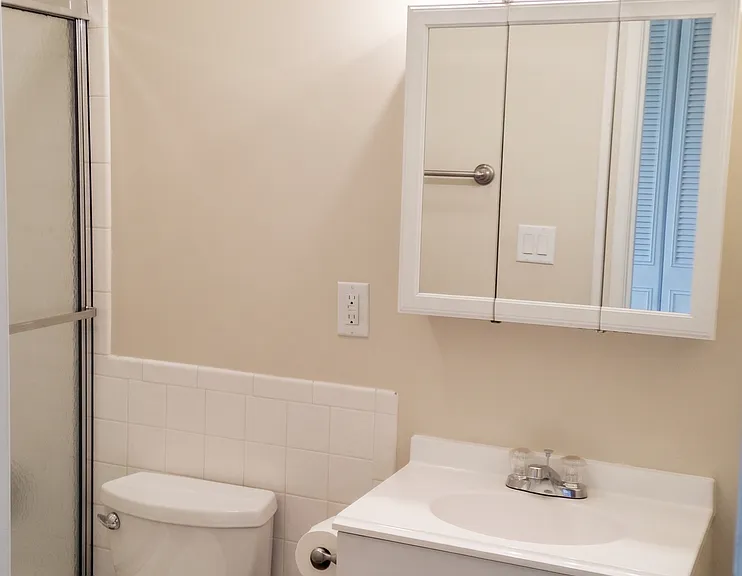 Irving Heights Apartments — Photo 27