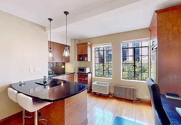 2nd image of 45 Tudor City Pl APT 910
