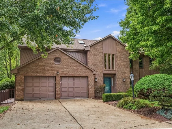 206 Essex Ct, Gibsonia, PA 15044