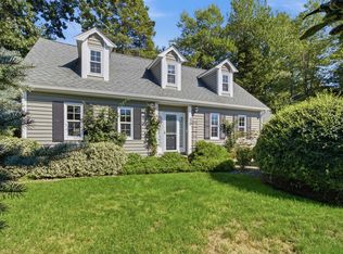 50 Eaglewood Dr, Bedford, NS B4A2J6