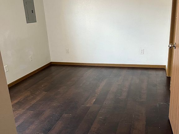 5th image of 5815 Canaveral Dr