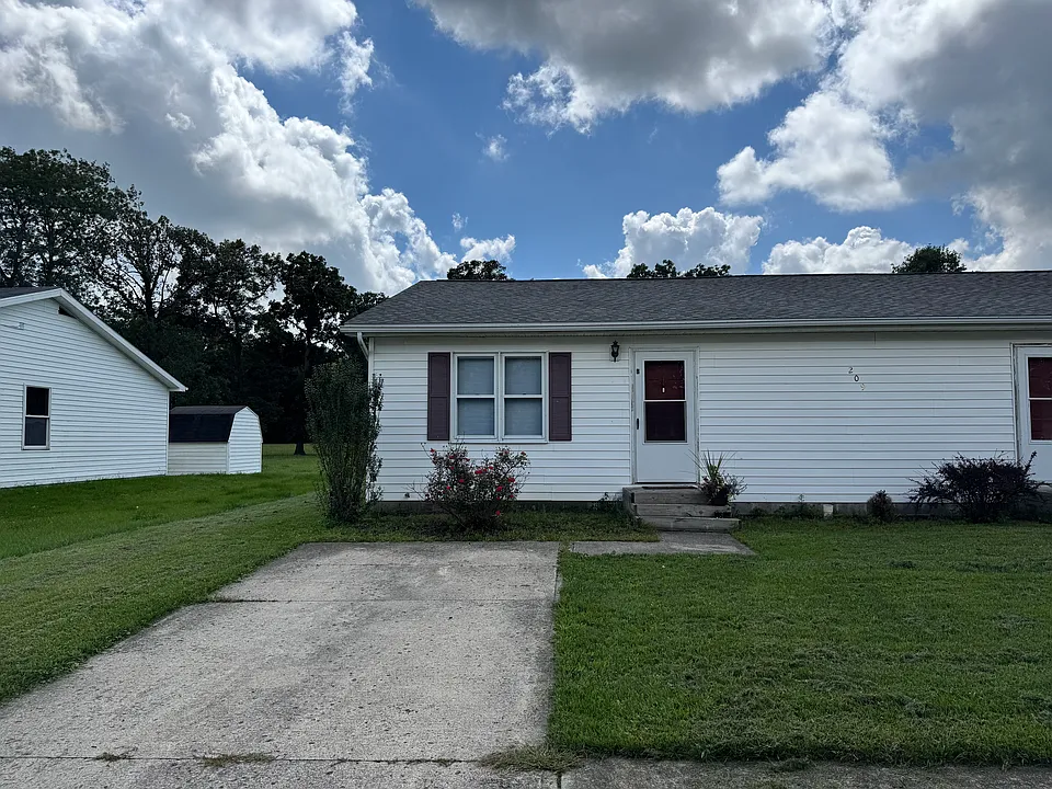209 Robb St #A